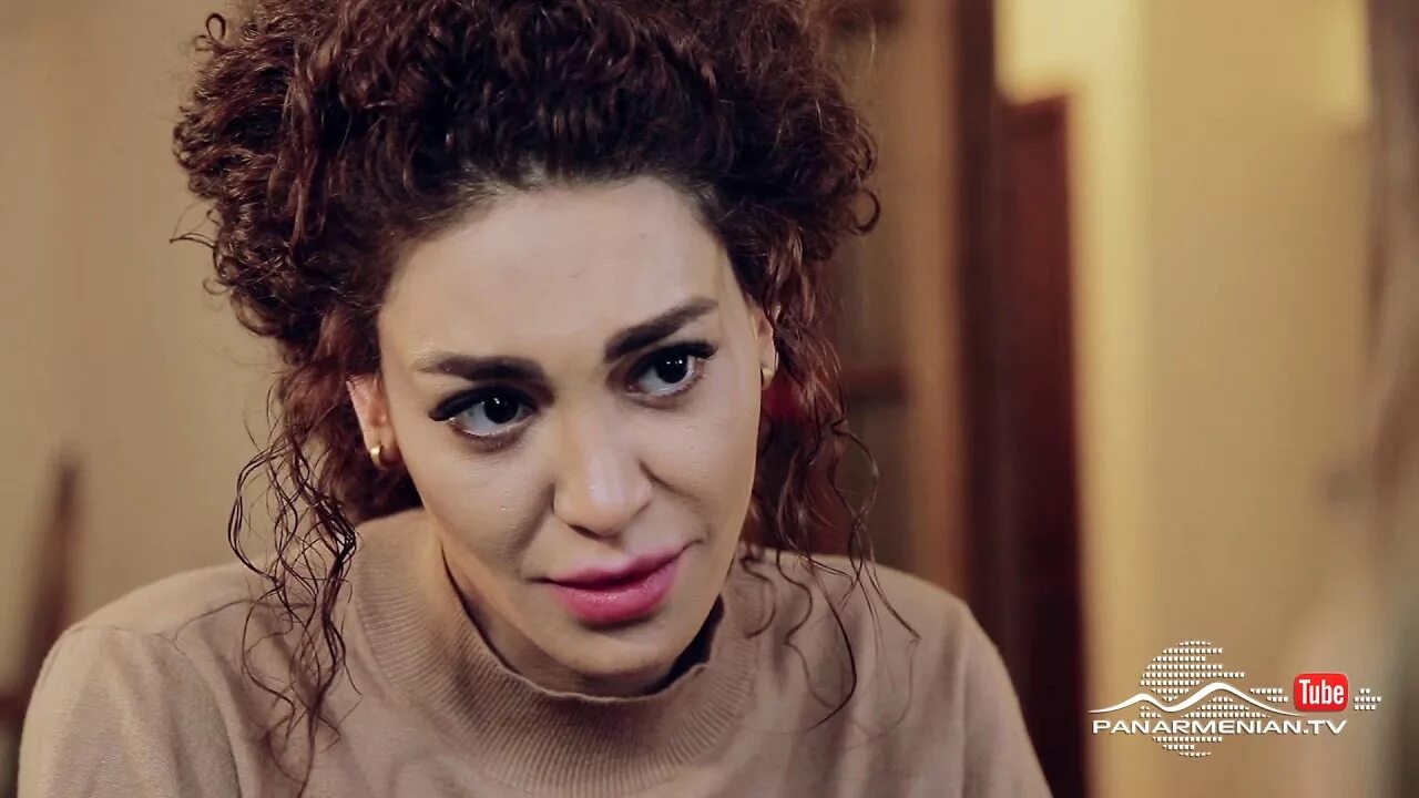 Сирун сона армянски. Сирун сона. сирун сона дерасанеры. красотка сона.