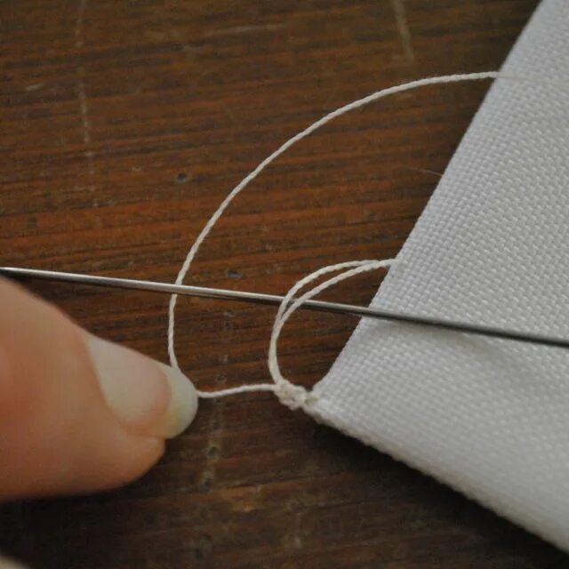 петельки для штор из ниток. петли из ниток вручную. навесная петля для пуговицы. петелька из ниток для пуговицы. петелька из ниток для пуговицы.