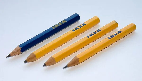 Маленький карандаш. Карандаш из Икеи. Карандаш маленький икеа. Очень маленький карандаш.