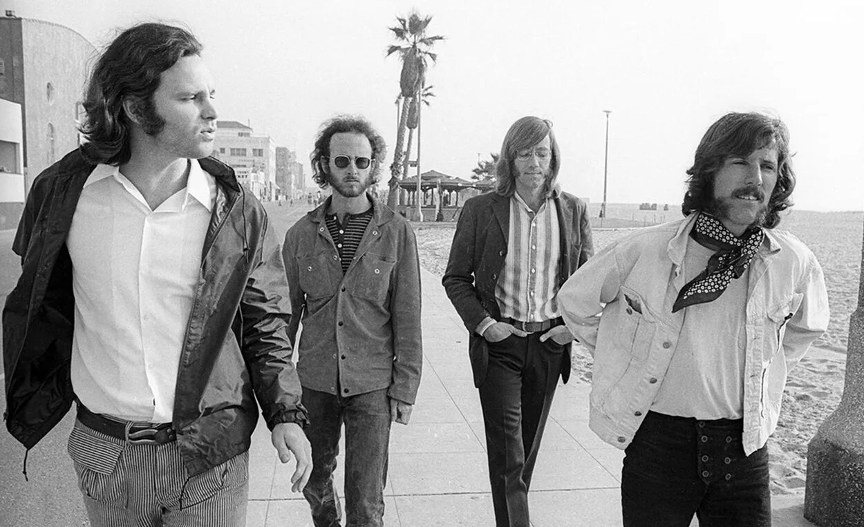 The Doors 1967. Дорз группа. Jim Morrison 1965. Группа Дорз фото. When you are strange