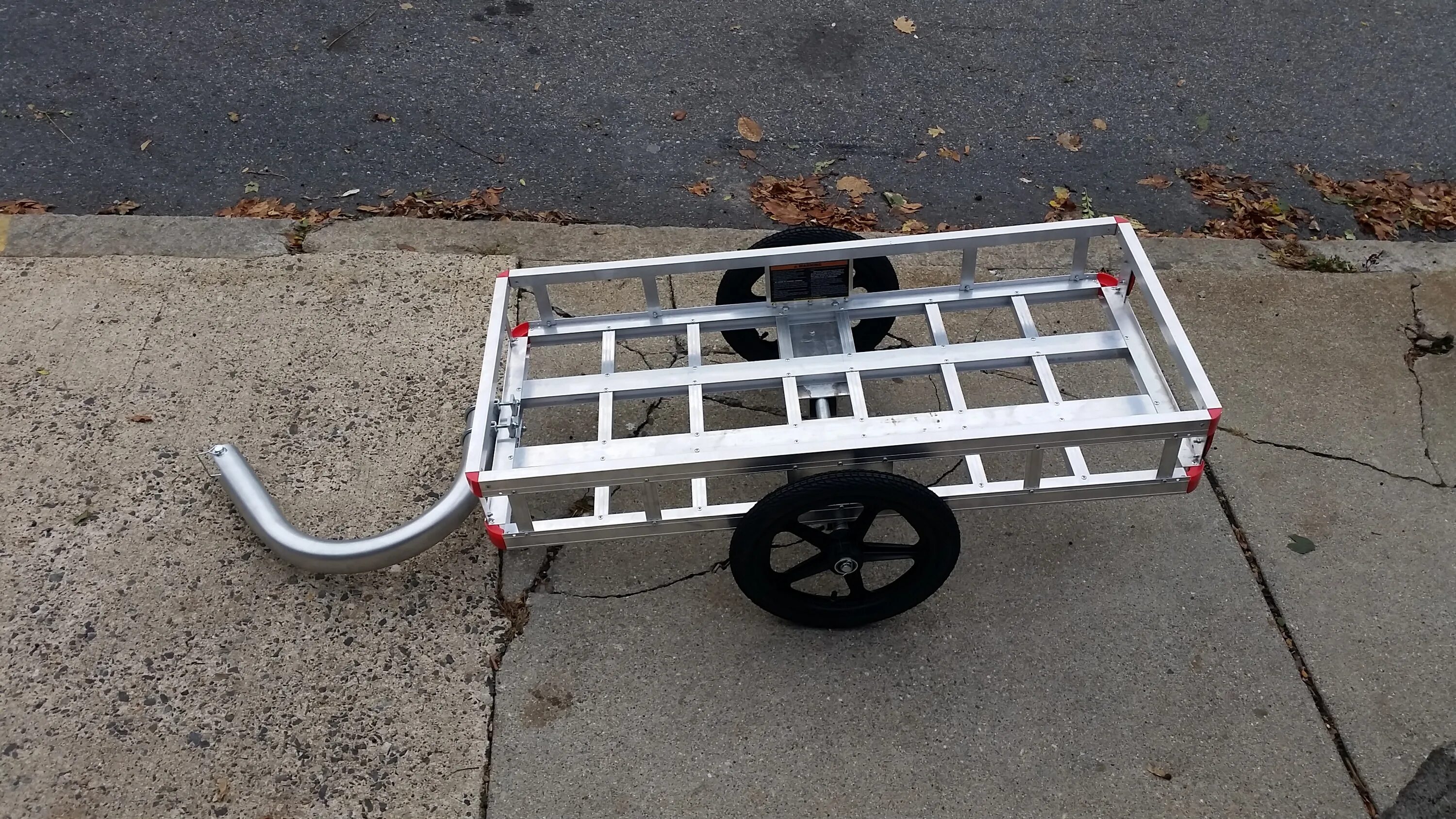Trailer made. Bike trailer vulcan. airbagged trailer plans.