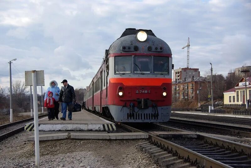 Тула узловая расписание поездов. Тула 1 курская. московский вокзал тула. московский вокзал тула платформы. ряжский вокзал тула.