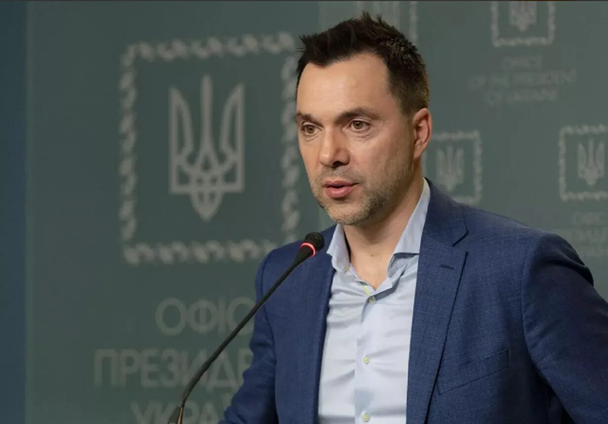 Алексей николаевич арестович. Онкология у путина 2022. Советник зеленского алексей арестович. Арестович о путине. Арестович о путине.