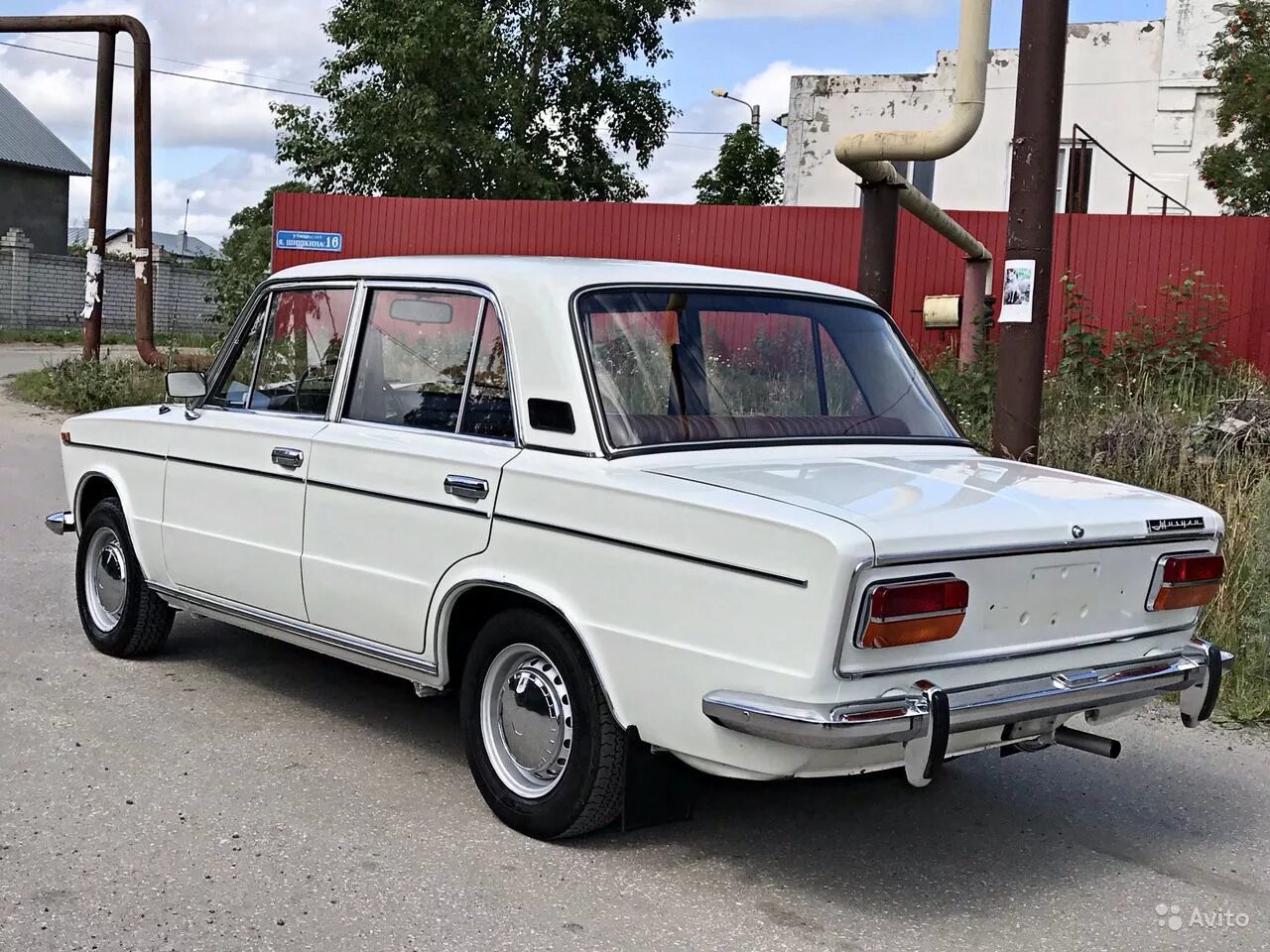 Ваз 2103 1980 года выпуска. Ваз 2103 экспортная. ваз-2103 седан. ваз 2103 новая с завода. ваз 2103 белая.