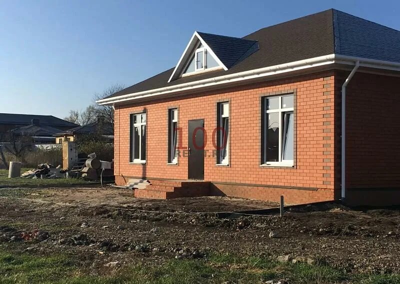 Город тихорецк дома. Дом в тихорецке. красивый дом в тихорецке. недострой в тихорецке. тихорецк ул фестивальная дома.
