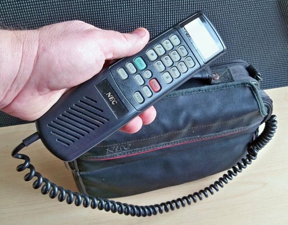 Моторола 80-х. Motorola 1990. Нокия 1980s. Радиотелефон 80х. Сотовые телефоны 90