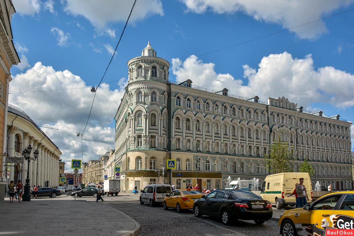 Троицкое подворье в Москве на Ильинке. Доходный дом Троицкого подворья. Дом Троицкого подворья на Ильинке. Улица Ильинка доходный дом. Куйбышева д 3