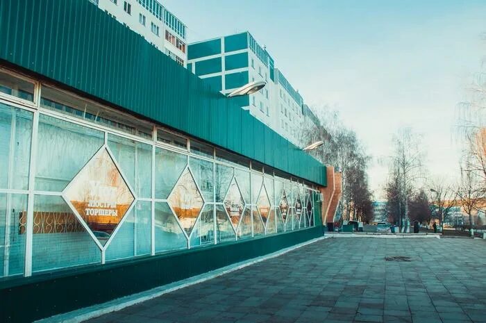 Днс камские поляны. Нижнекамск пгт камские поляны. 2/10 камские поляны. Камские поляны магазины. Камские поляны магазины.