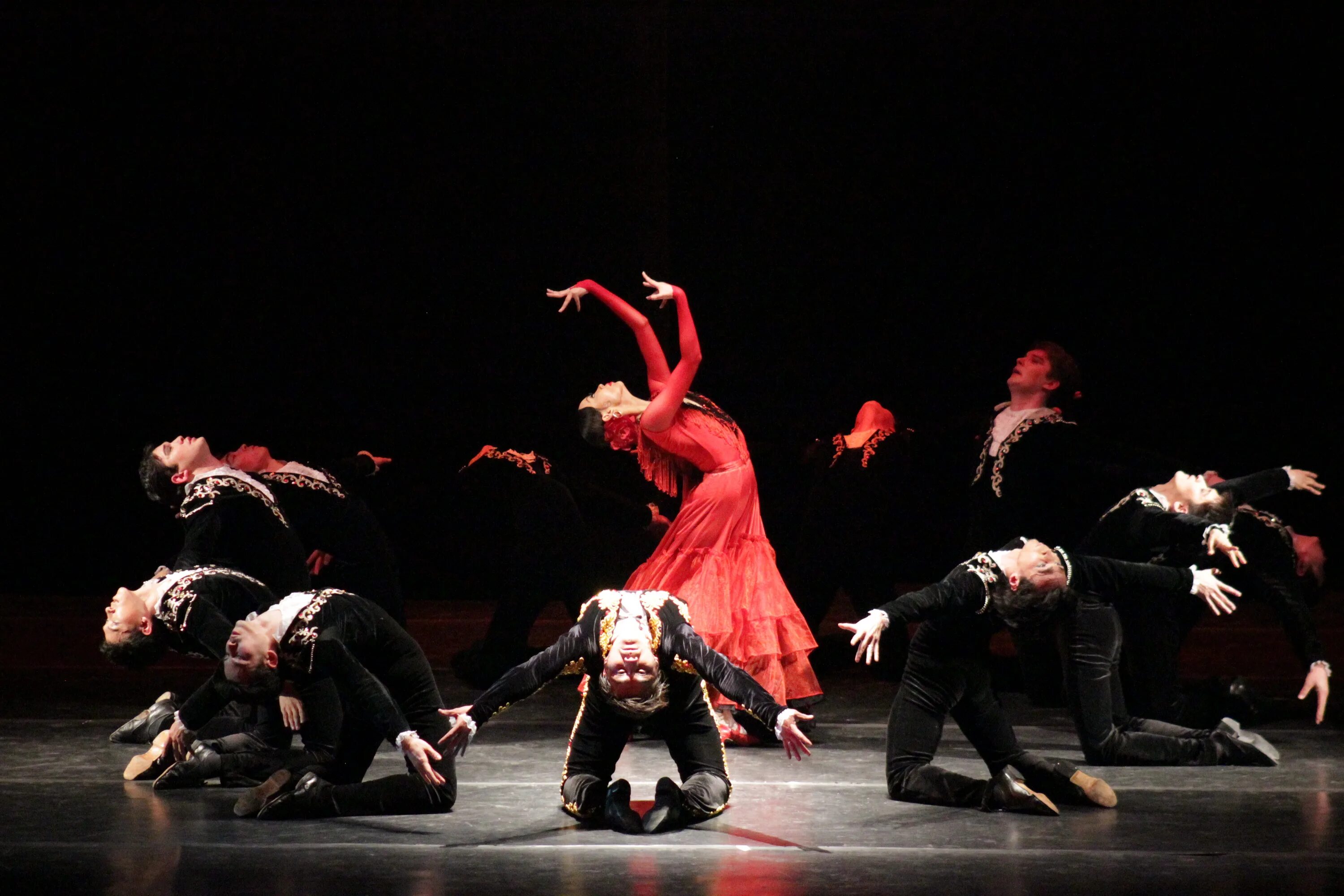 Болеро равель. Морис равель болеро слушать. Bolero ravel oboe orchestra party. Болеро равель. Морис равель болеро динамика.