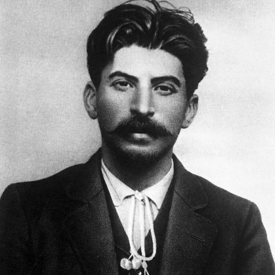 Коба песни. Иосиф виссарионович сталин коба. Коба сталин. Коба чок группа братск. Сталин в молодости коба.