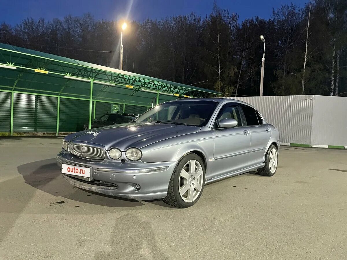 Х тайп дизель. Jaguar x type 2. Jaguar x-type 2002 тонированный. Ягуар икс тайп 2002. Jaguar x-type и ford mondeo.