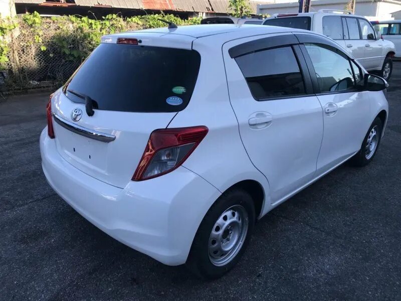 Купить витц в красноярске. Toyota Vitz 130. Тойота Витц 2023. Toyota Vitz ksp130. Тойота Витц 130 кузов.