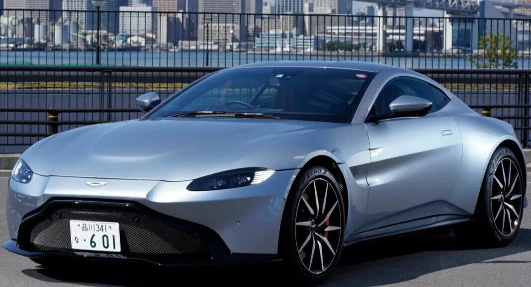 Aston martin v8 vantage 2019. Aston martin vantage 2018 салон. Aston martin db10 vantage. Aston martin v8 vantage 2019. Aston martin vantage 2018.