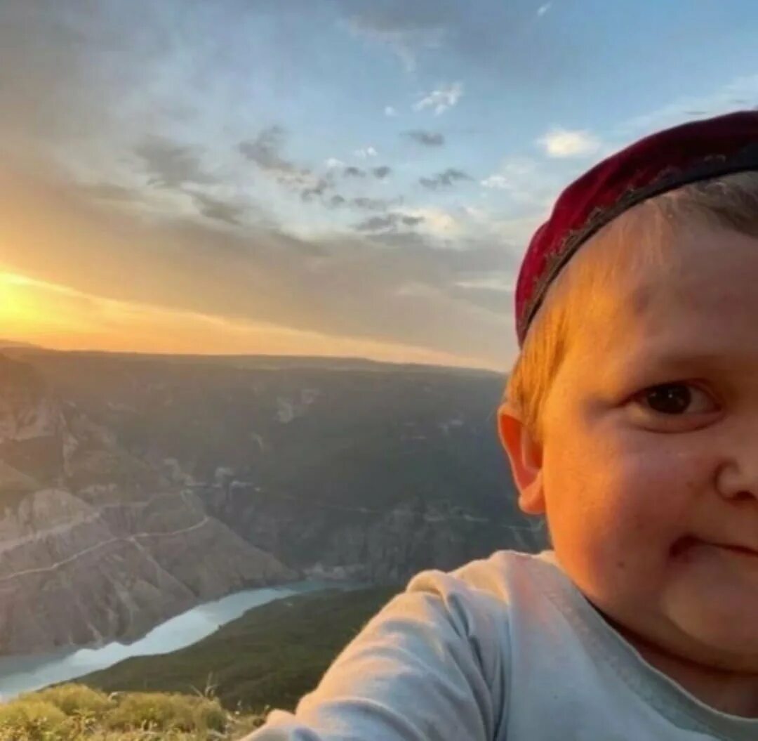 Лицо хасбика