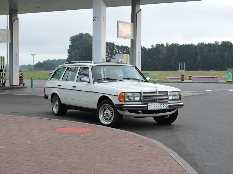 123 з. Мерседес w123 универсал. мерседес 123 универсал. w123 mercedes универсал. w123 mercedes белый универсал.