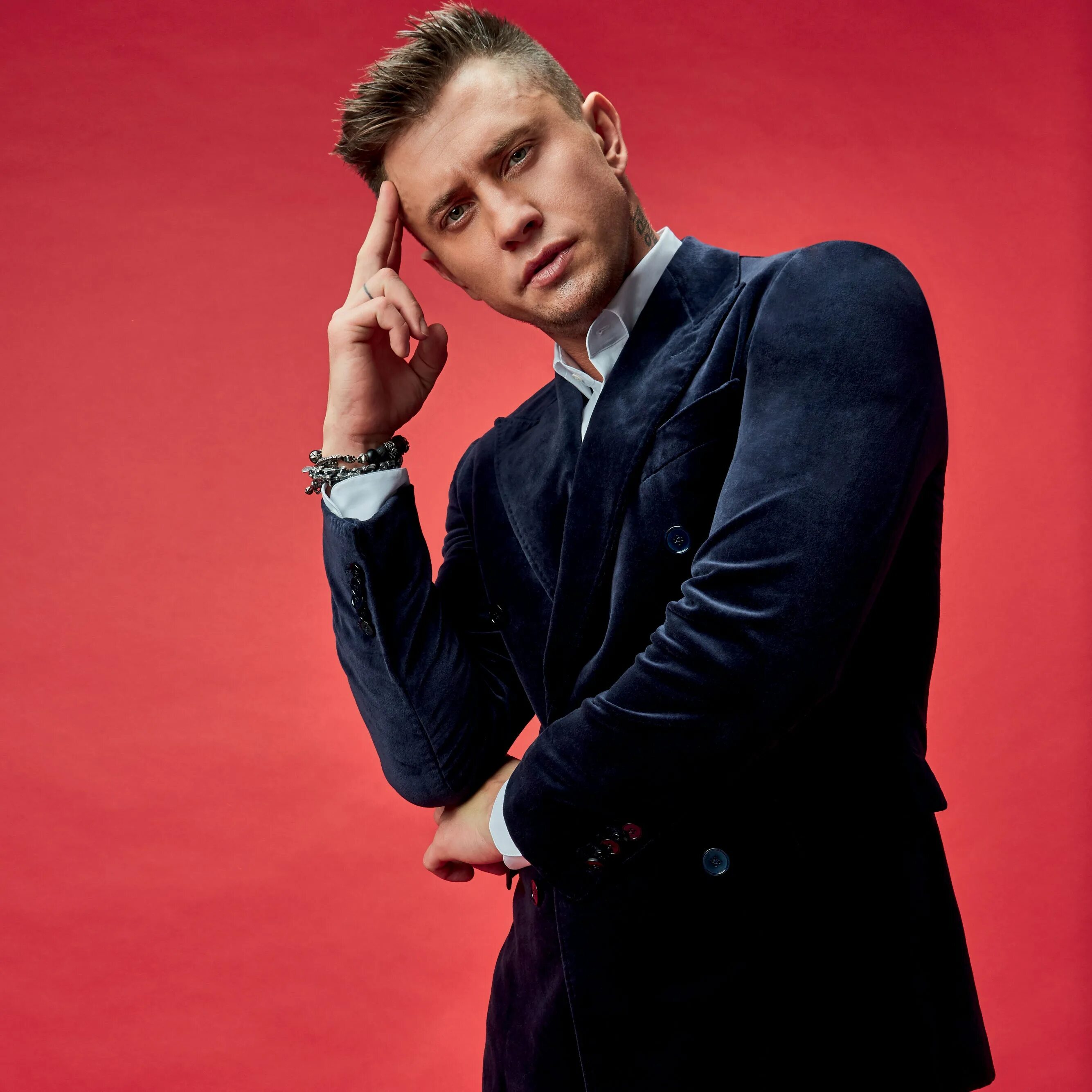 актера прилучного