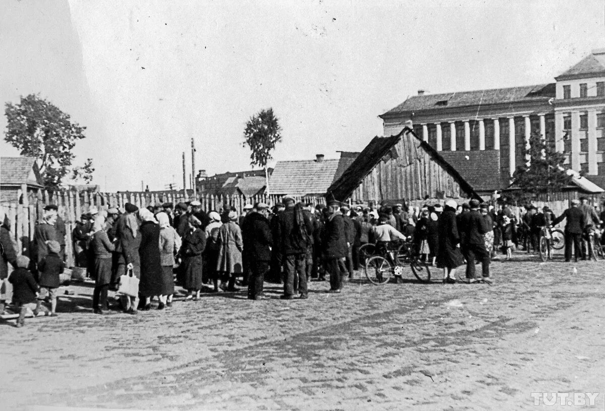 Минск 1941- 1944 оккупация. Минск 1941. Минск в годы оккупации. Оккупированный Минск 1941.