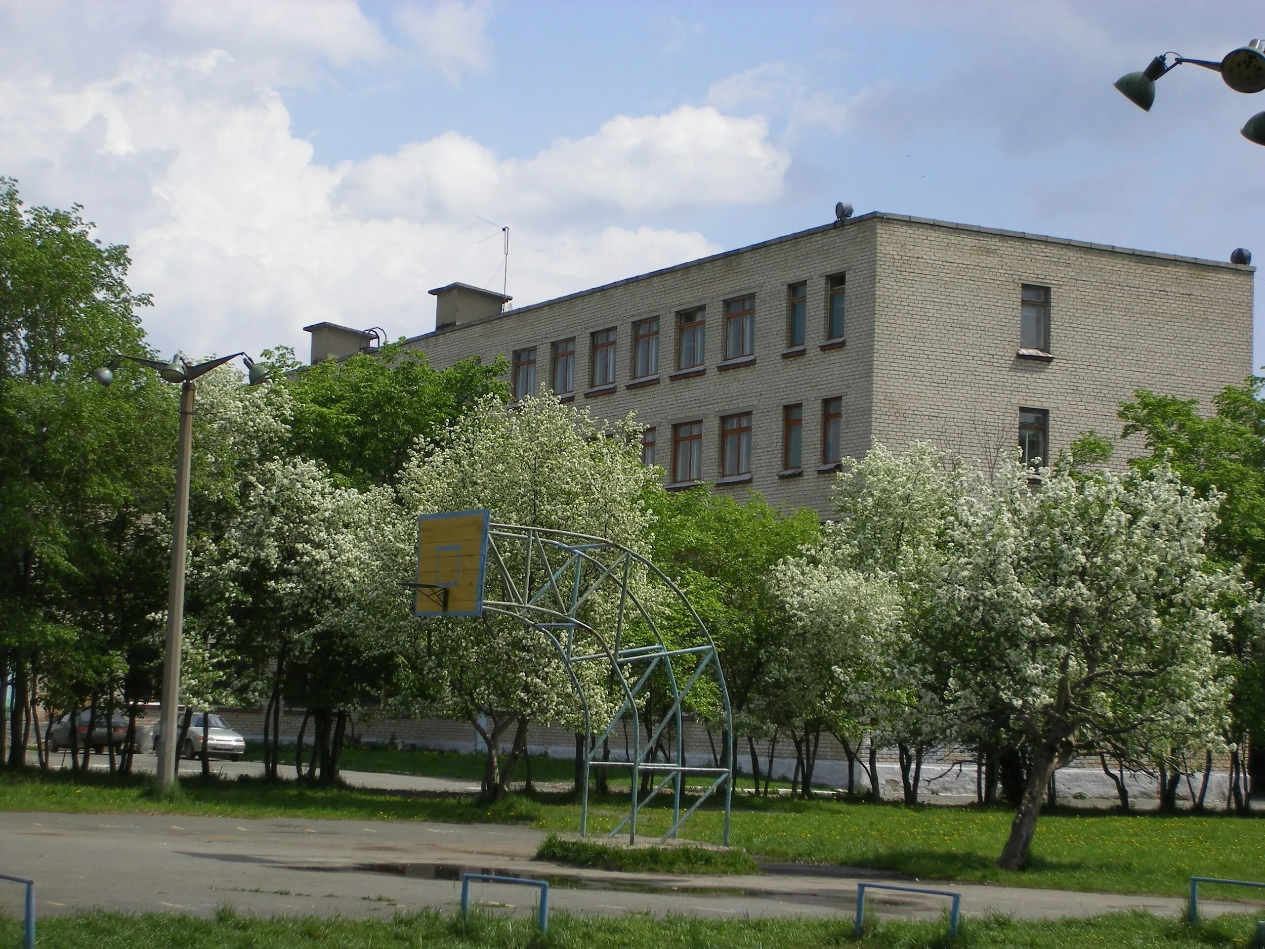 школа 17 полевской. улица школа 17. школа 17 ош 4 москва. улица школа 17. улица школа 17.