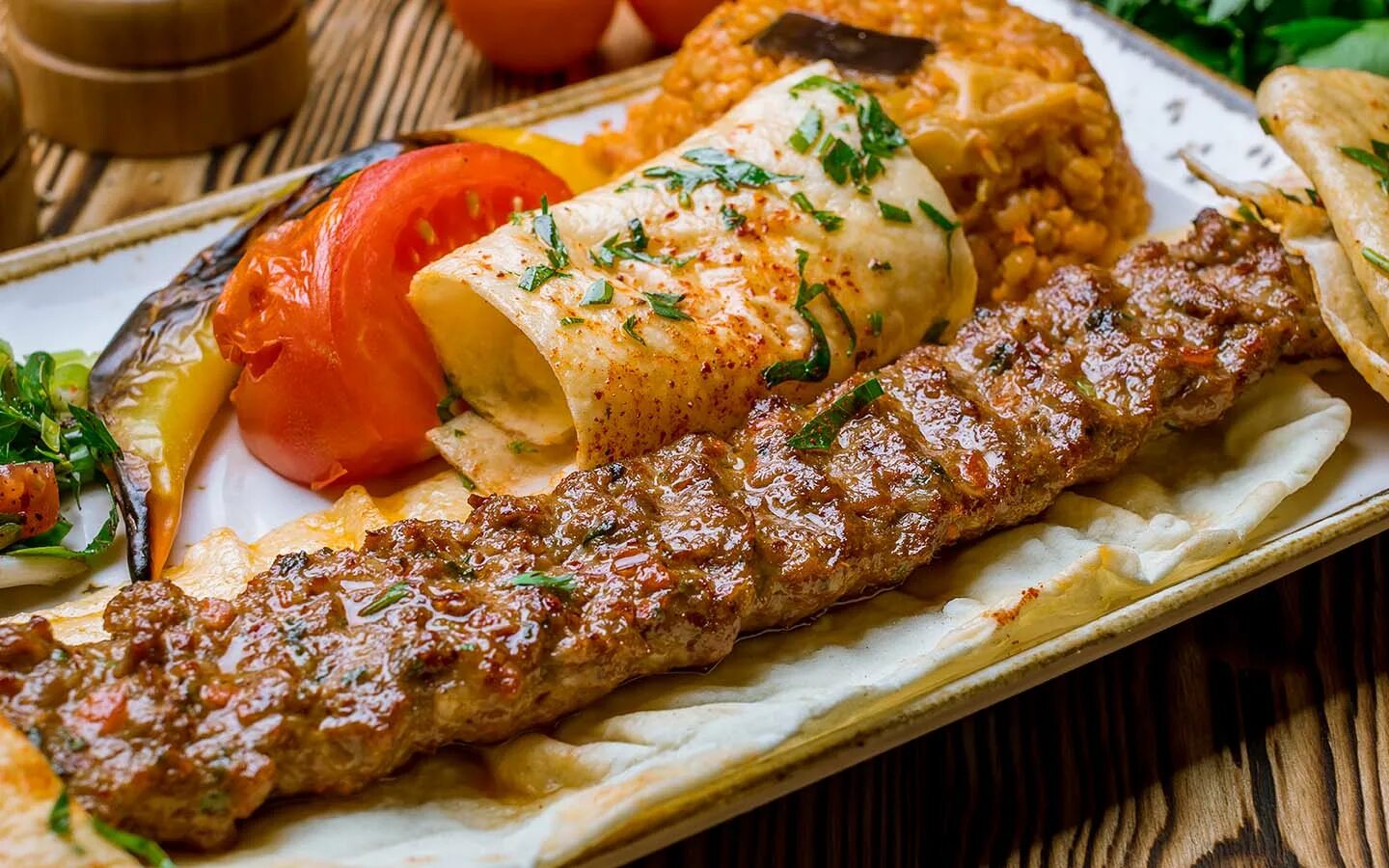 Люля кебаб Адана. Адана кебаб турецкая кухня. Люля кебаб куриный. Urfa Kebab / Урфа кебаб. The best food in the world