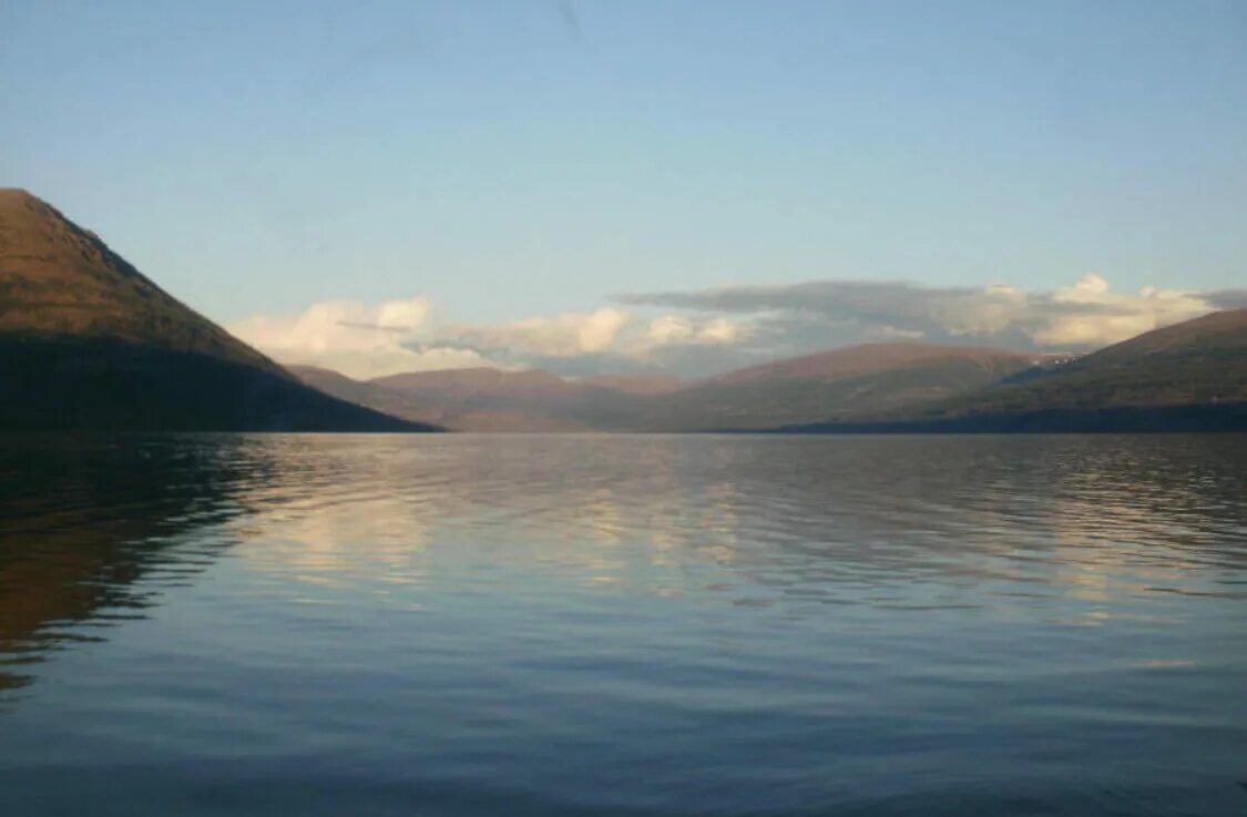 Самое большое озеро края. Озеро кета плато Путорана. Озеро кета Красноярский край. Озеро глубокое плато Путорана. Озеро кета фото.