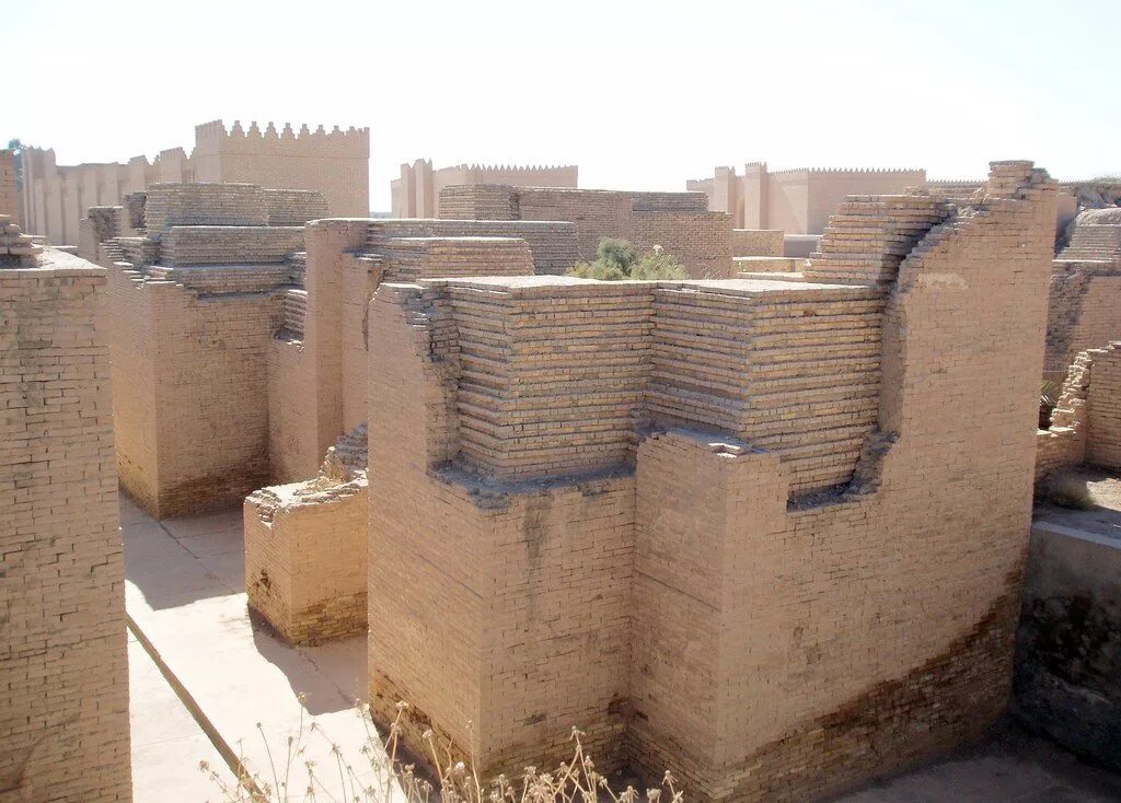 вавилон город в ираке. вавилон ирак. руины города вавилон сады семирамиды. иран вавилон. дома вавилона.