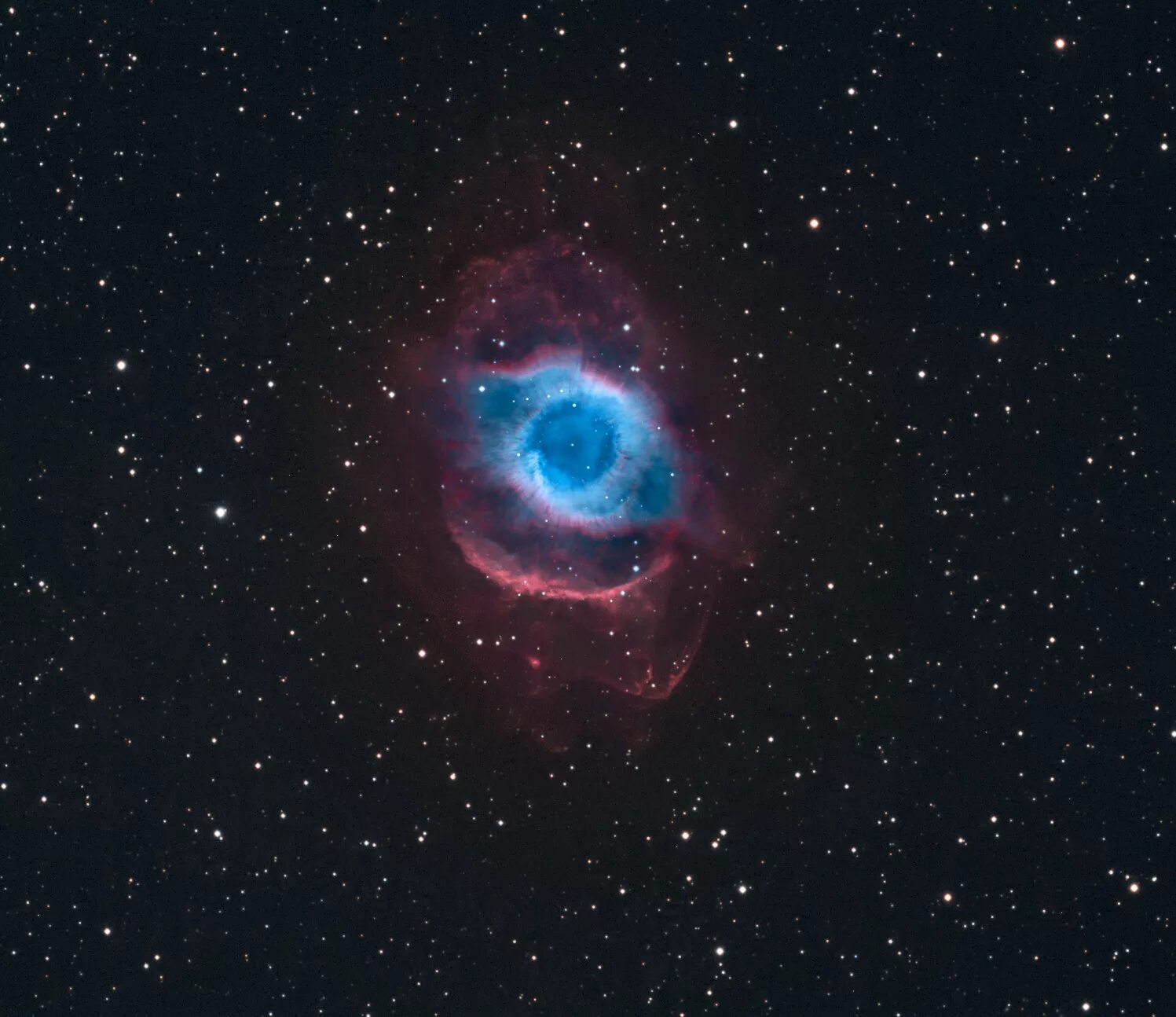 Глаз бога бесплатный поиск. Туманность Хеликс Небула. Туманность NGC 7293. Космос планетарная туманность NGC 7293. Планетарная туманность Небула.