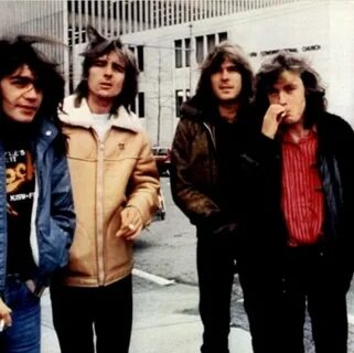Ac dc 4 5