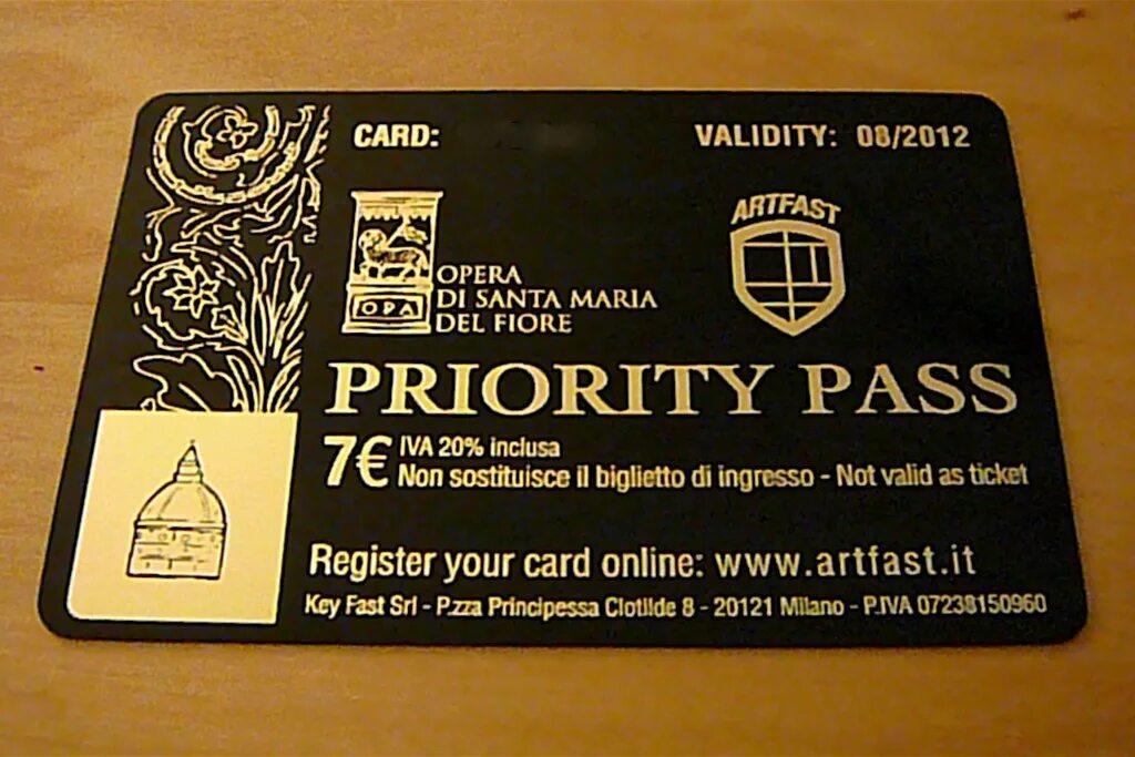 T me valid cards. Приорити пасс. Карта приорити. Карта приорити пасс Сбербанк. Priority Pass карточка.