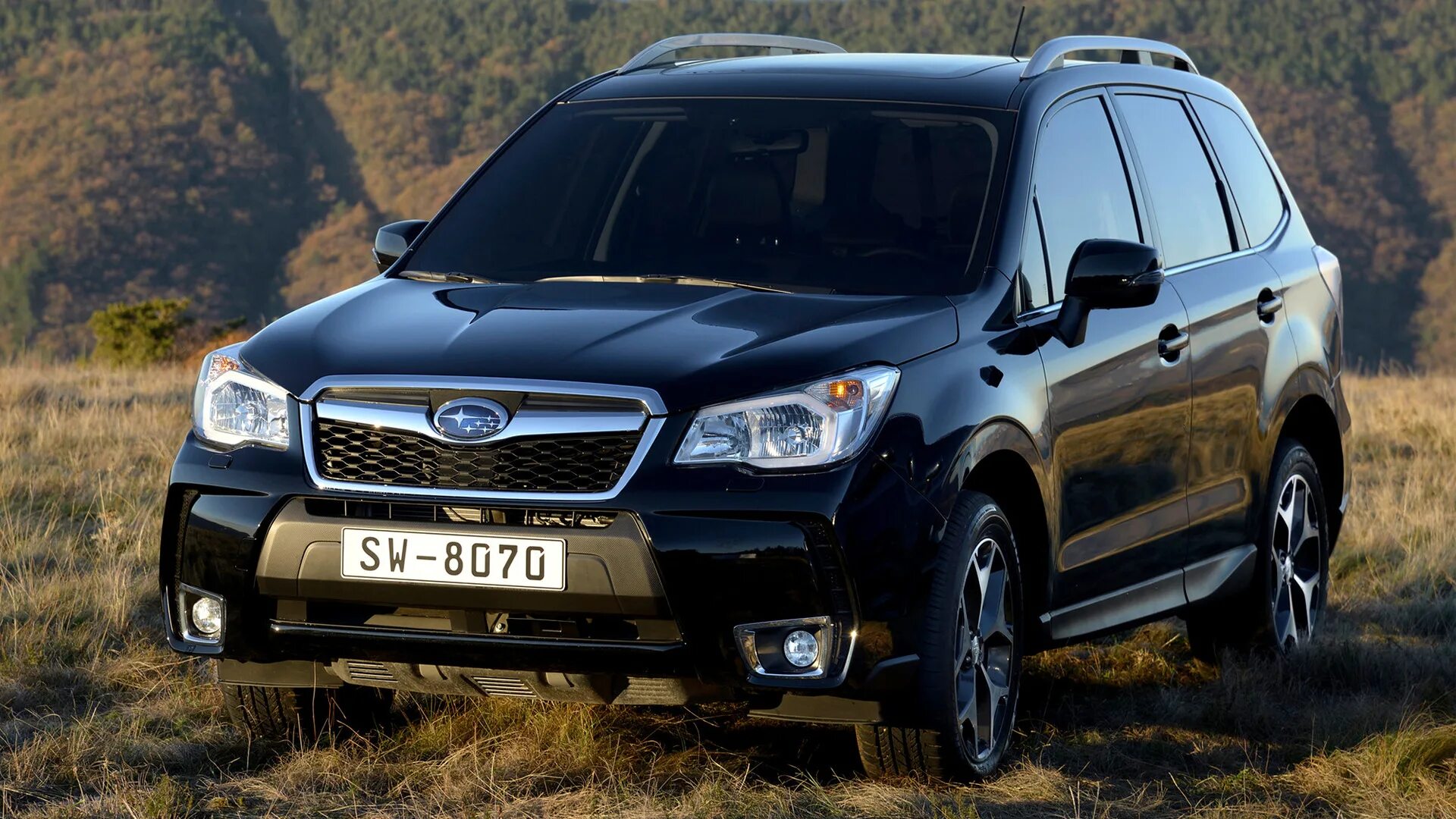 Субару форестер какие поколения. Subaru Forester. Субару Форестер 5. Subaru Forester XT 2013. Субару Форестер 4 поколения 2.0.