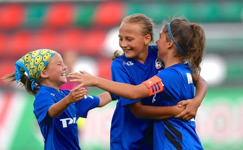 Команда чертаново 2012 год девочки. Фк чертаново 2006 2 состав. Футбольная школа чертаново. Команда чертаново футбол 2008. Чертаново академия футбола 2022.