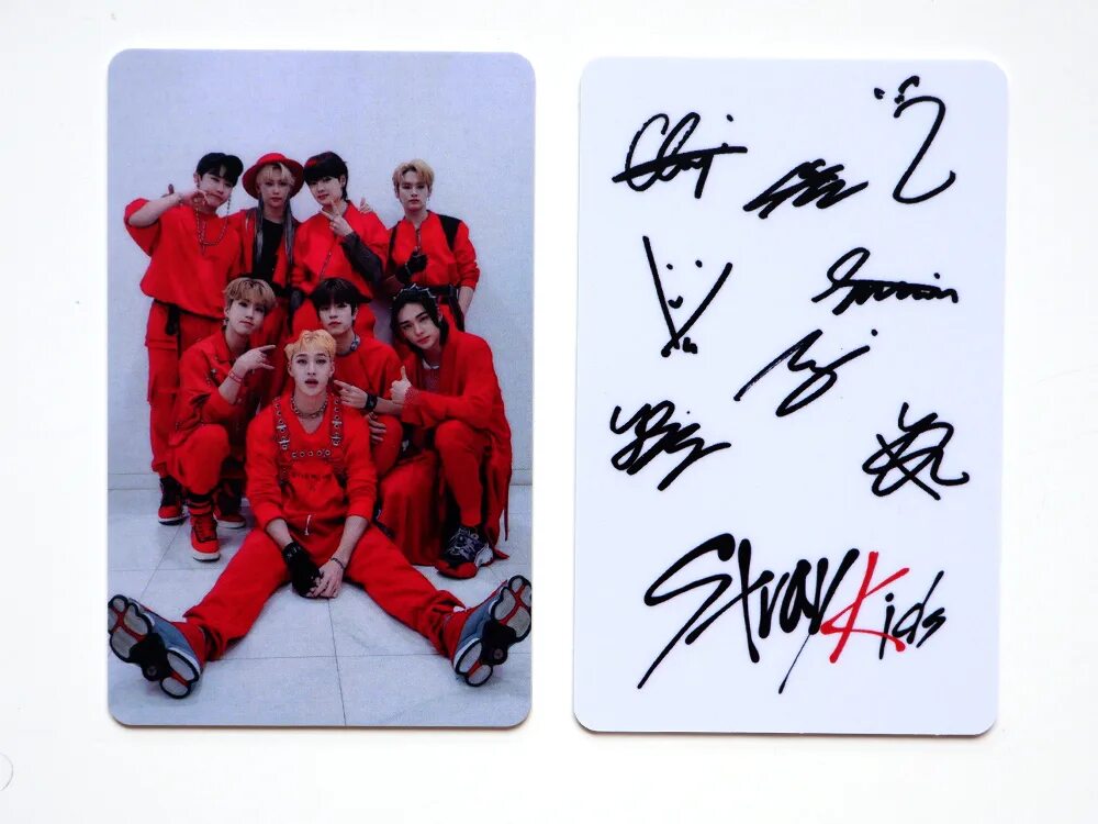 Stray kids card