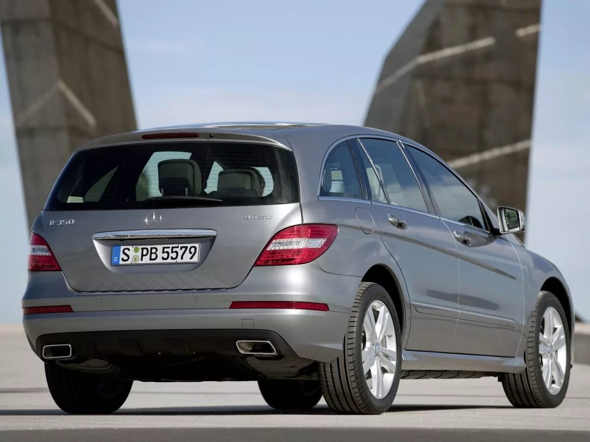 Mercedes Benz r w251. Mercedes Benz w251 r-klasse. Mercedes Benz r350. Mercedes-Benz r-350 4matic 2010.