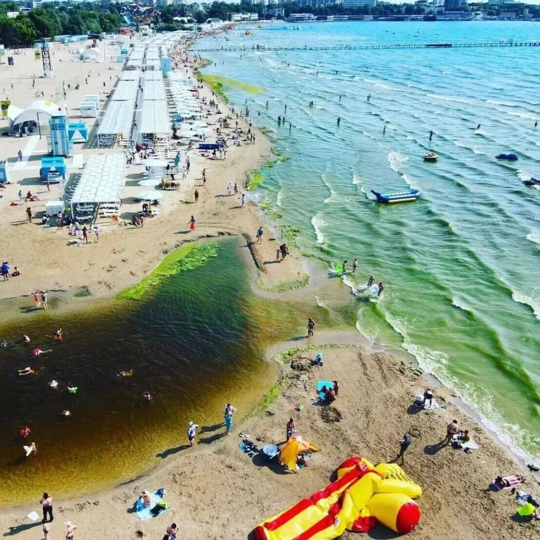 Река Анапка в Анапе. Анапа речка Анапка пляж. Краснодарский край Анапа море. Анапа море цветет. В краснодаре можно отдыхать