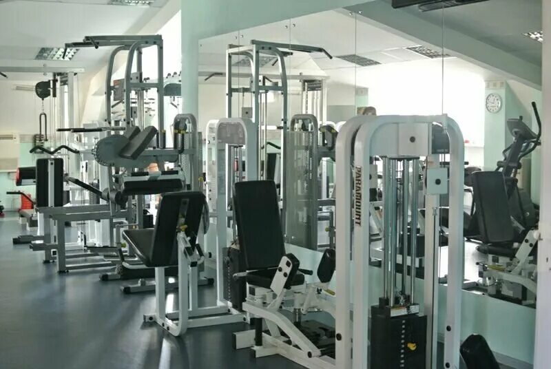 Тренажерный зал мир. Тренажерный зал мир. Железный мир воронеж шишкова. Спортзал силач в арзамасе. Тренажерный зал мир.