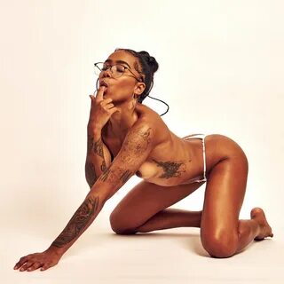 Black ink crew nude