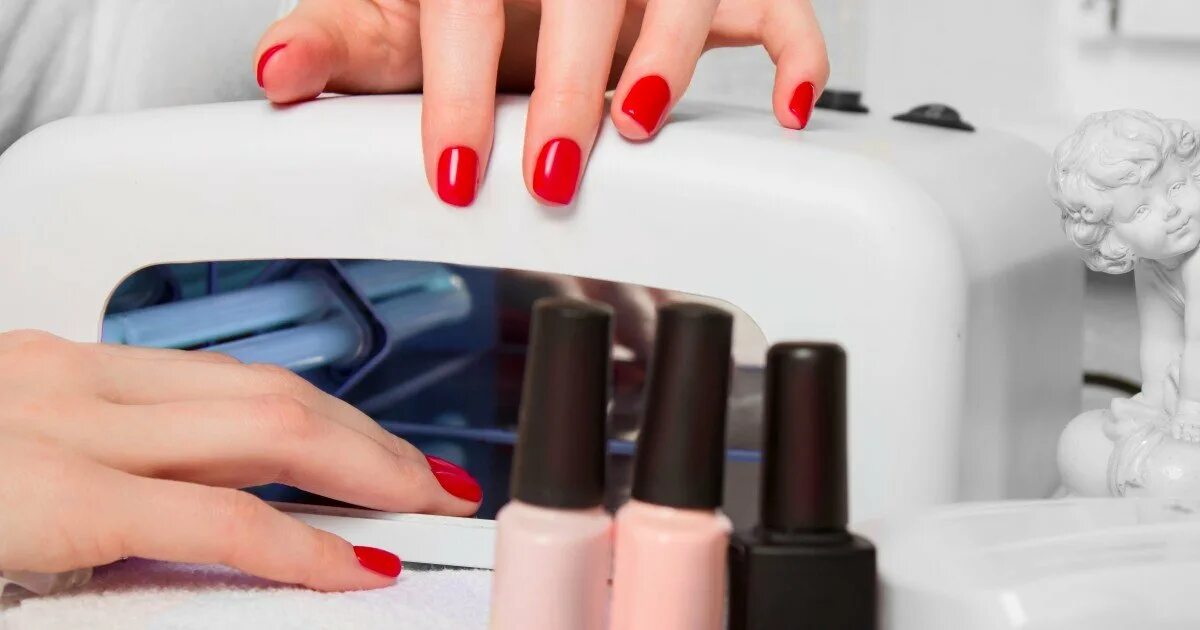 Маникюр выгодно ли. Профессиональный маникюр. Профессиональный маникюр. Маникюр. Маникюр выгодно ли.