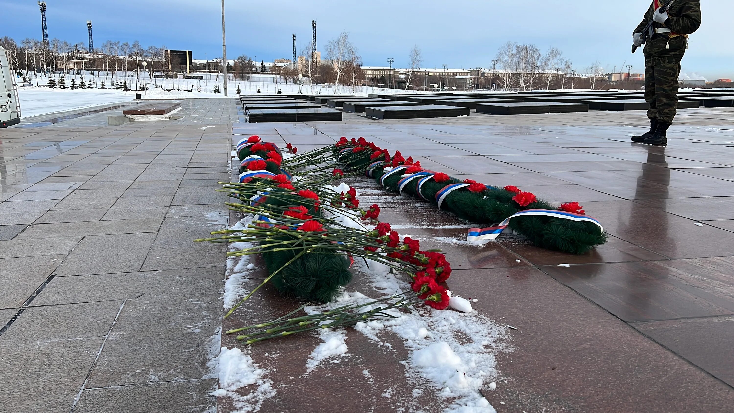 Память погибшим бойцам. День памяти русских солдат, погибших в Чечне.