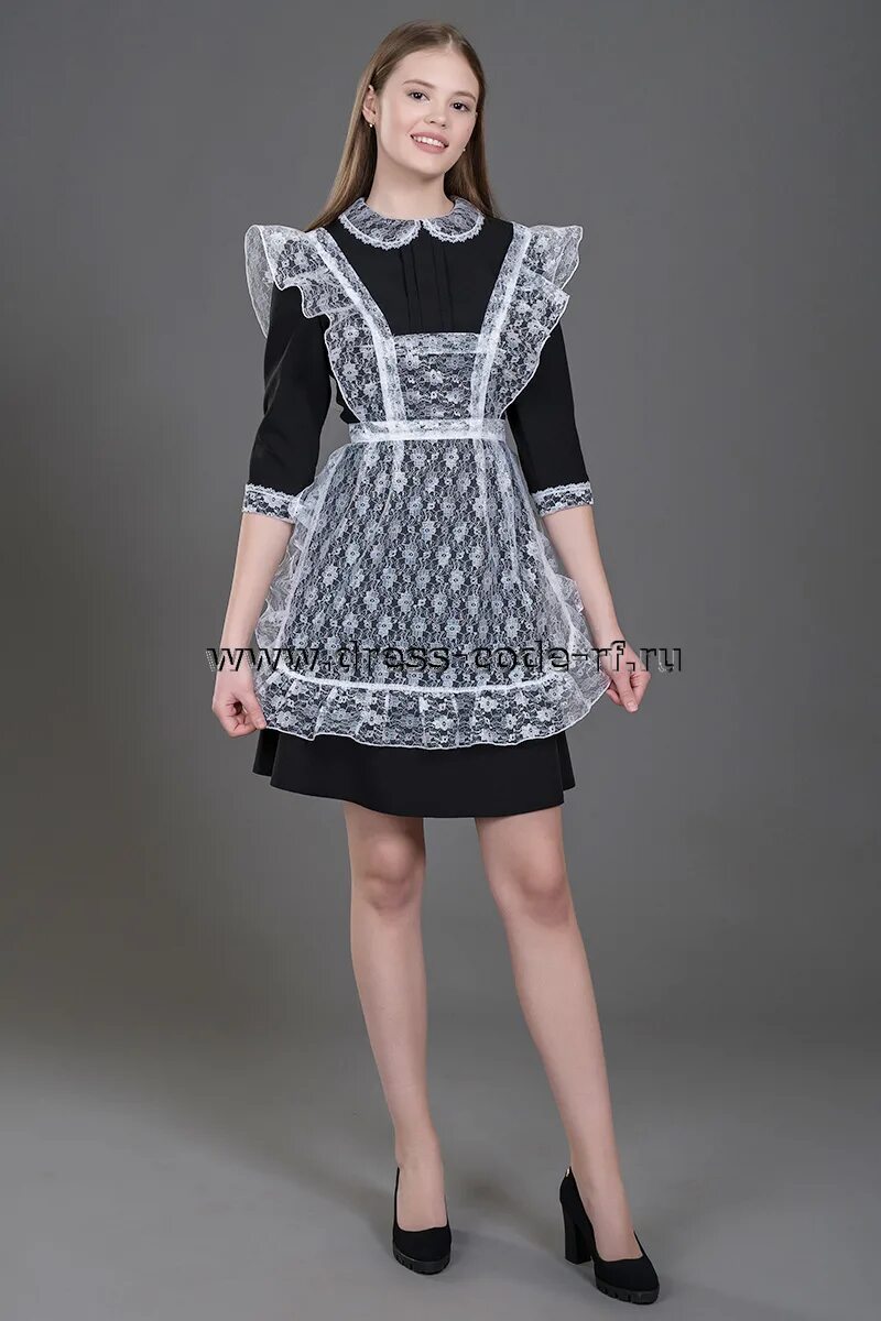 школьный сарафан с фартуком. фартук на выпускной. выпускницы в школьной форме. платье с фартуком. фартук школьный белый.