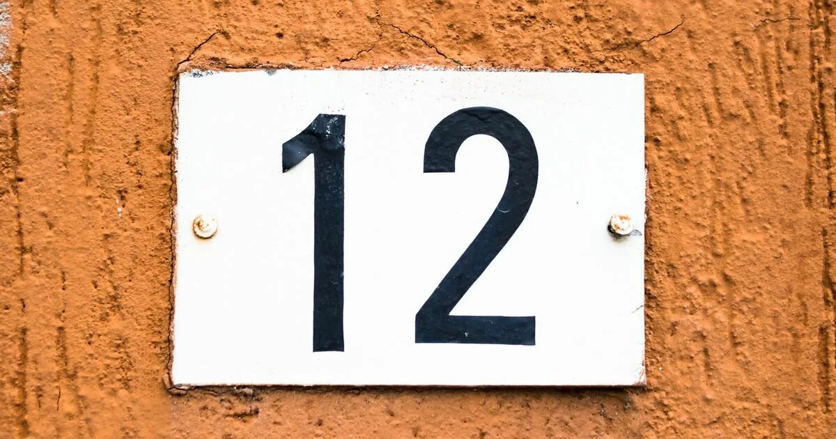 12 картинка. Цифра 12 красивая. Назад номер 12. Цифра 12 красная. Номер 12 08 фто.