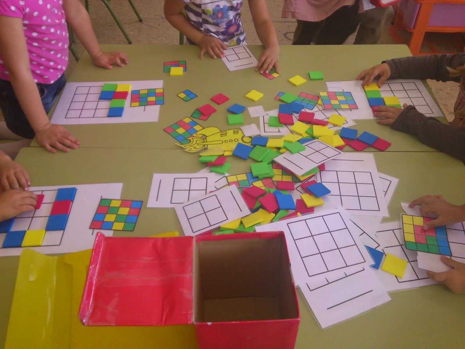 Через математические игры. Сенсорные игры для дошкольников. Математические игры для дошкольников. Развивающие игрушки для старшей группы. Необычные дидактические игры в детском саду.