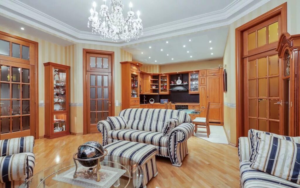 4 х комнатную продаю. 3х комнатная элитная квартира. Евроремонт в доме. Квартира вторичка. Вторичные квартиры с хорошим ремонтом.