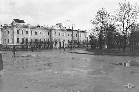 Мы ломоносовцы