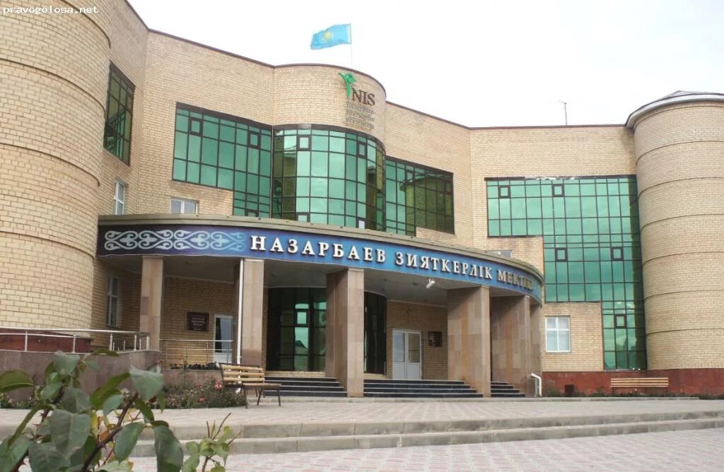 Городская мечеть кызылжар в петропавловске. Мечеть кокшетау казахстан. Школа ниш казахстан. Мечеть в кокшетау. Кокшетау центр города.
