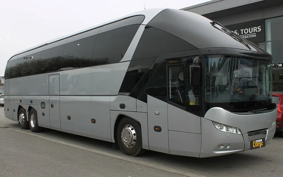 Куплю автобус неоплан б у. Neoplan 516. Неоплан 2022. Неоплан 5218. Неоплан 50.