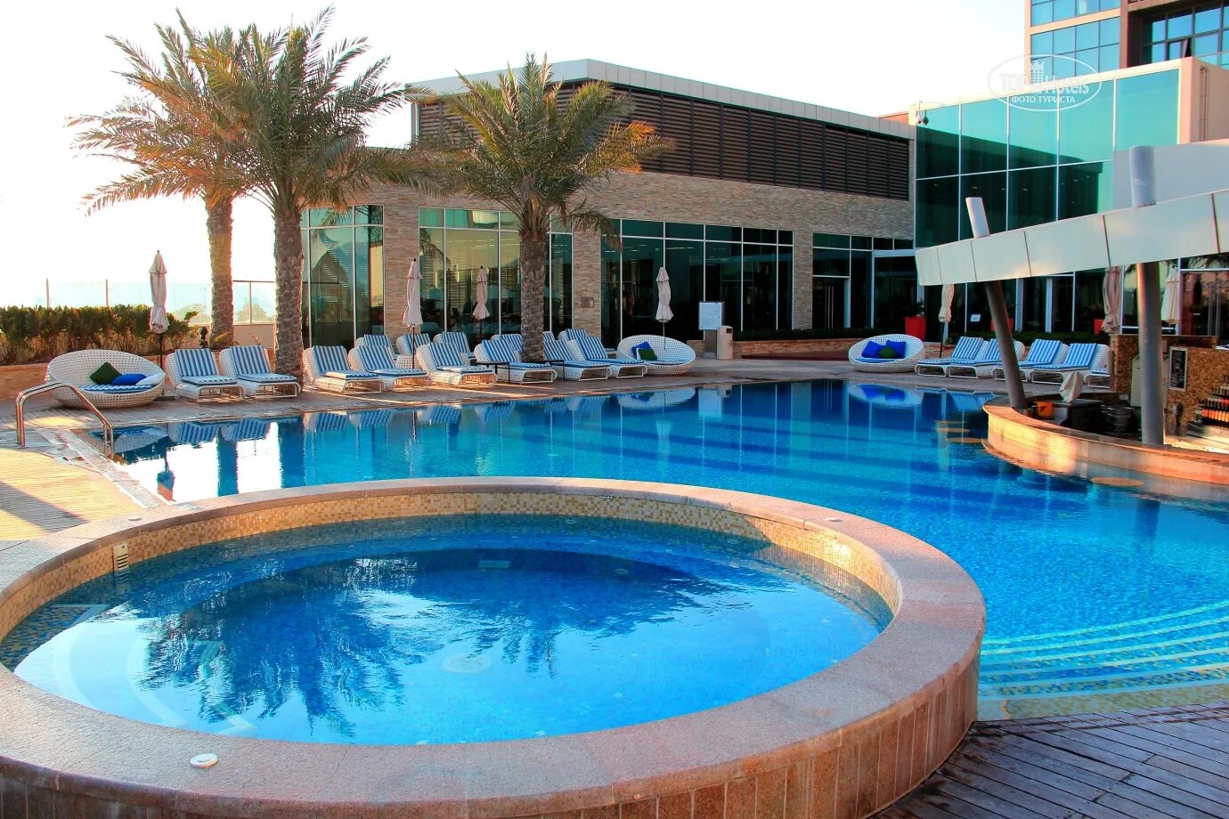 Park Rotana 5, Abu Dhabi ОАЭ. Отели на острове яс Исланд фото. Yas Island Rotana 4. Фото гостиниц yas.