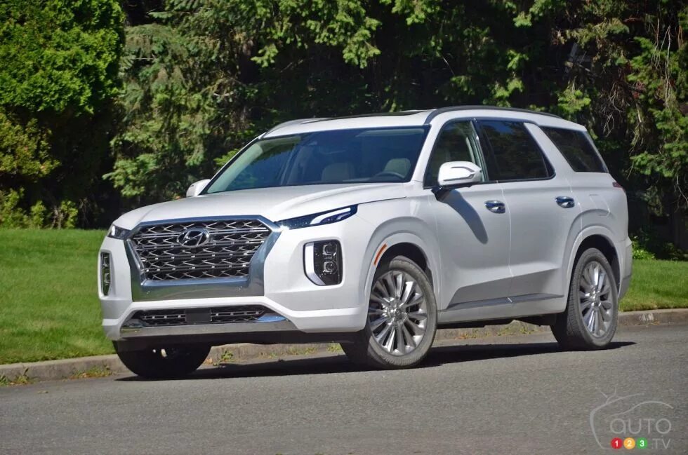 Комплектация Lifestyle + Smart Sense автомобиля Hyundai Palisade в Новосибирске 