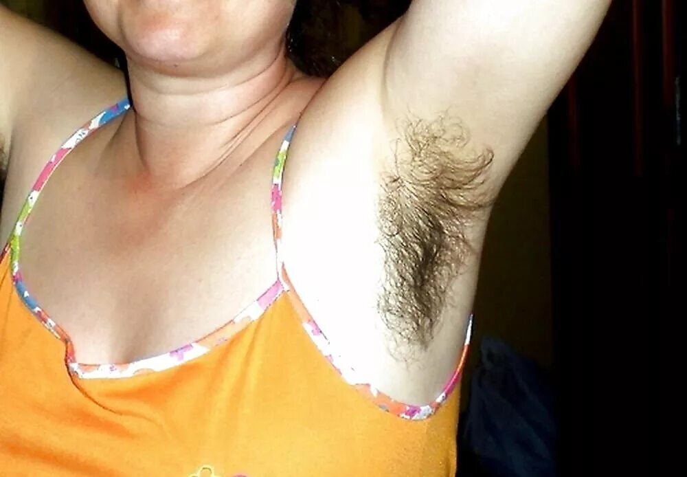 Лез подмышки. Женские подмышки. Лез подмышки. Лез подмышки. Лез подмышки.