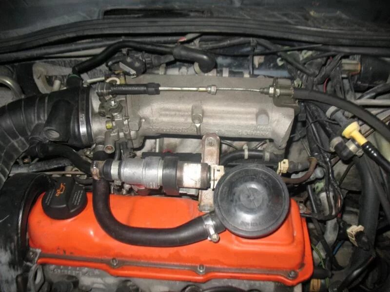 Дроссель Пассат б3 2е. Мотор VW Vento 1.8 с турбиной. Пассат б3 1.8 дроссель. Пассат б4 aft 1.6 клапан холостого хода.