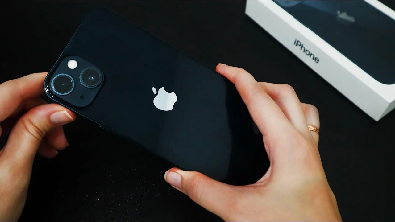 13 миднайт. Iphone 13 черный. Айфон 13 Миднайт. Распаковка айфон 13 черный. Iphone 13 GB Black.