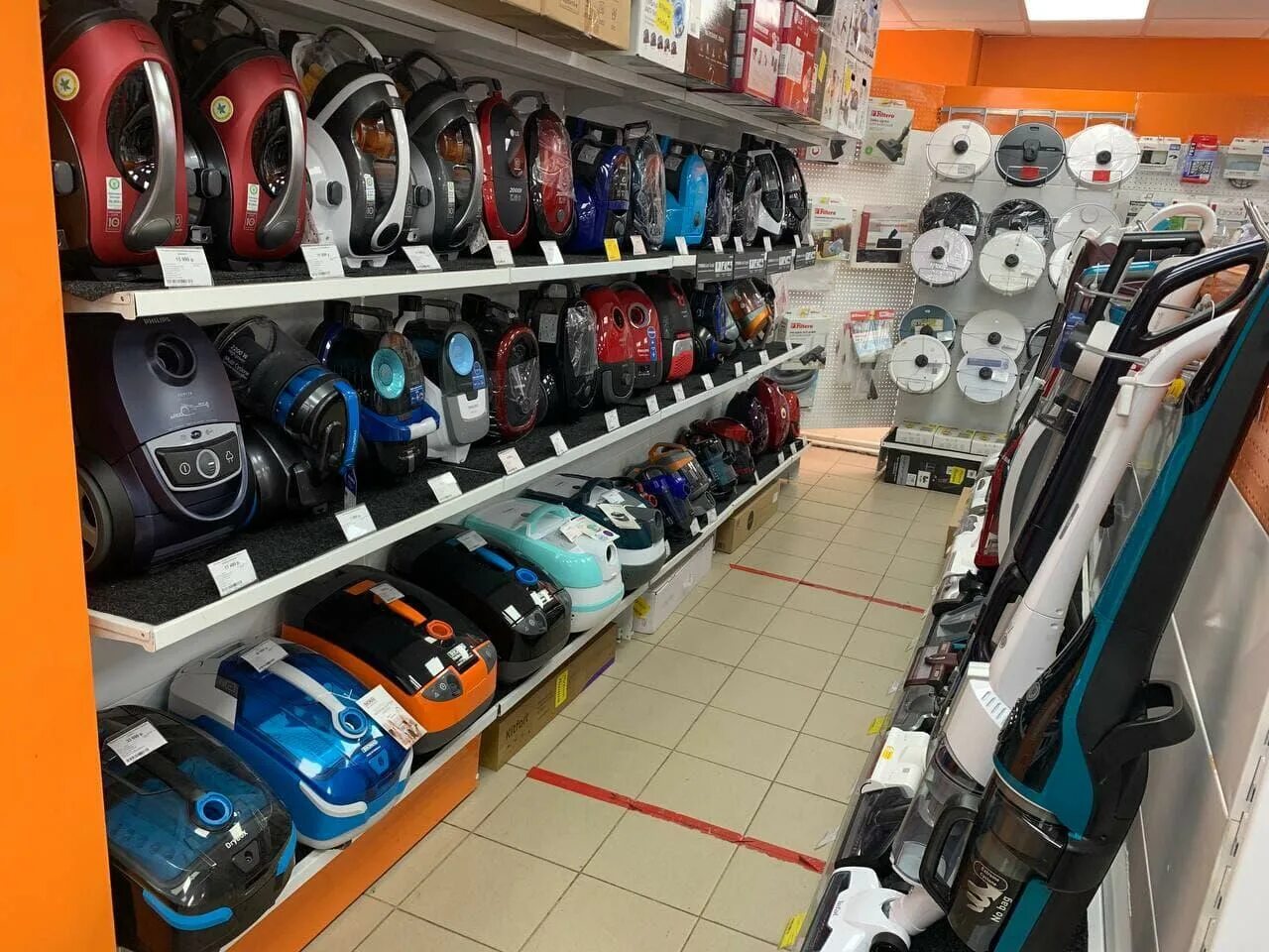 днс урай хмао. днс киржач. тц перекресток урай. магазин электроник урай. днс собинка.